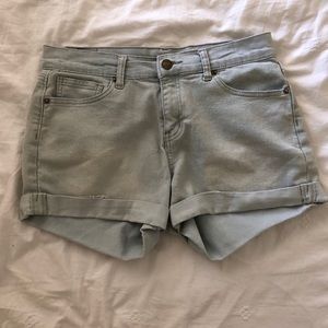 light blue denim jean shorts